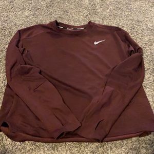 Nike women’s long sleeve running Top maroon large